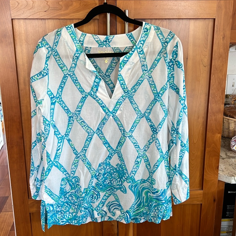 Lilly Pulitzer Coastal Tunic Size Medium EUC Aqua/White